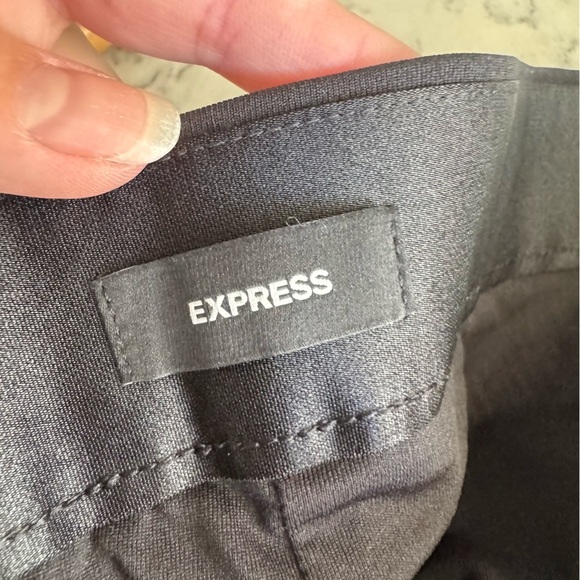 NWT! Express Pull-On High Waisted Sequin Wide Leg Pant - Short Length - Picture 9 of 9